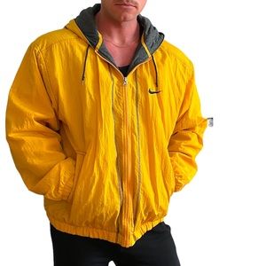 Retro Nike WindBreaker